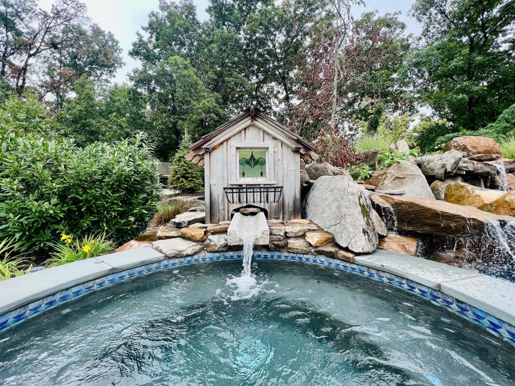 Water Features & Options